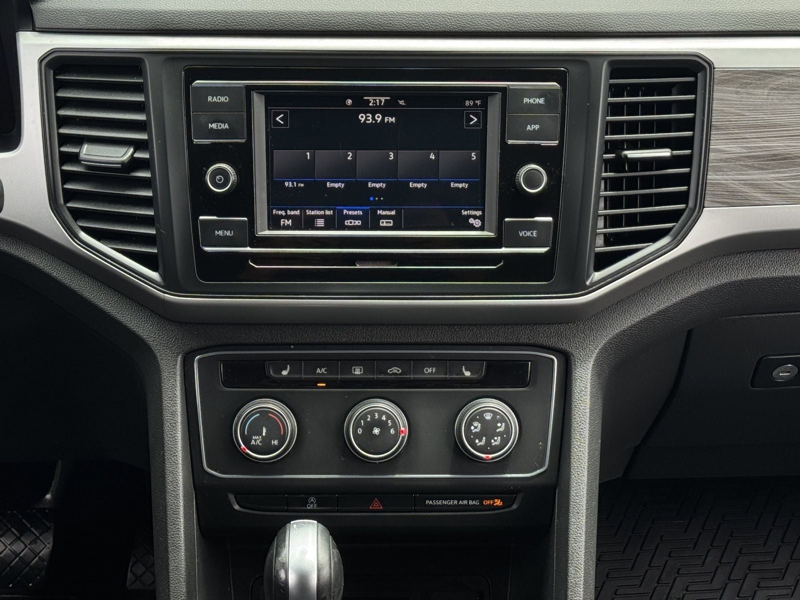2023 Volkswagen Atlas Cross Sport 2.0T SE