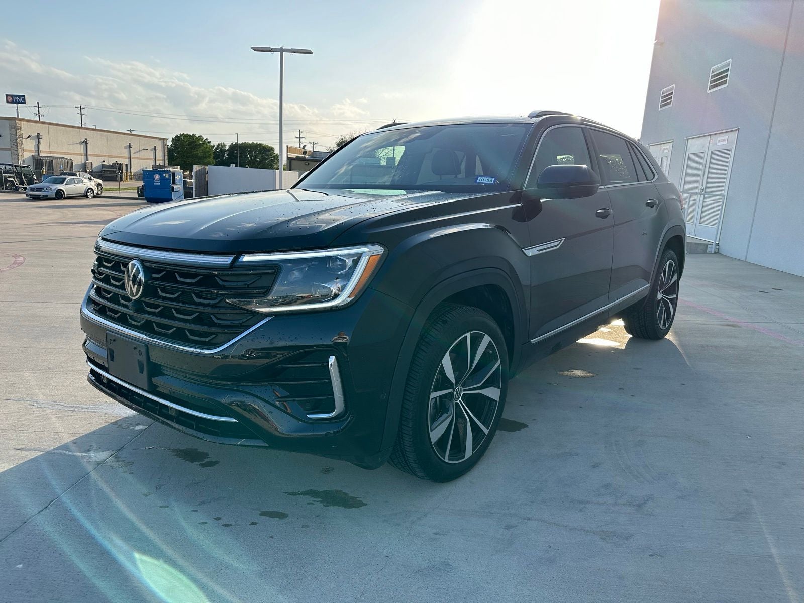 2024 Volkswagen Atlas Cross Sport 2.0T SEL Premium R-Line