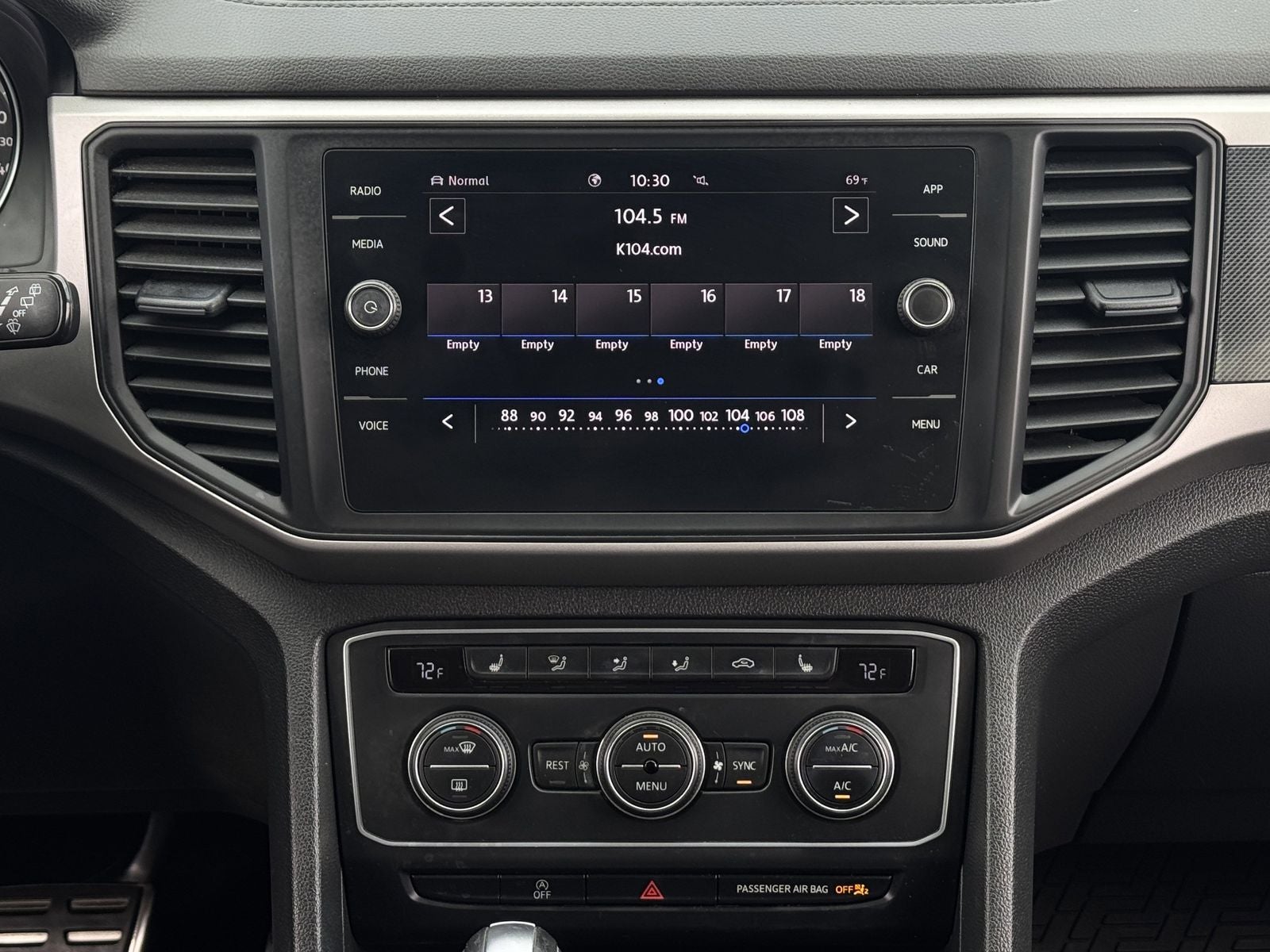 2021 Volkswagen Atlas 3.6L V6 SE w/Technology R-Line