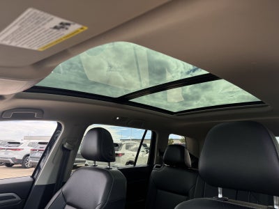 2021 Volkswagen Atlas 3.6L V6 SE w/Technology R-Line