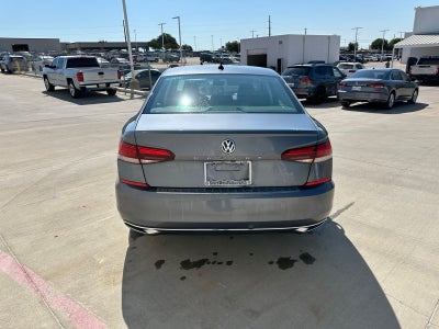 2021 Volkswagen Passat 2.0T SE