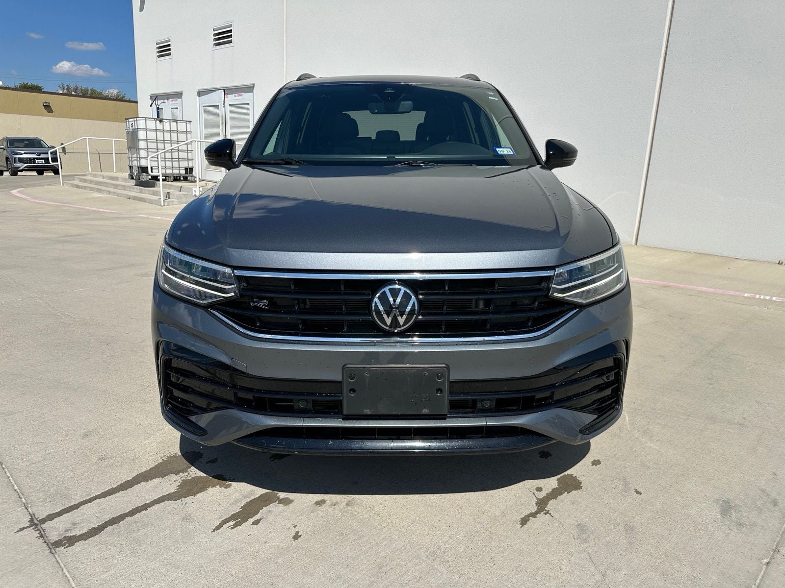 2024 Volkswagen Tiguan 2.0T SE R-Line Black