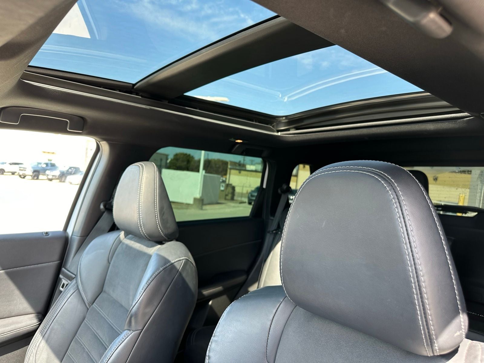 2022 Mitsubishi Outlander Base