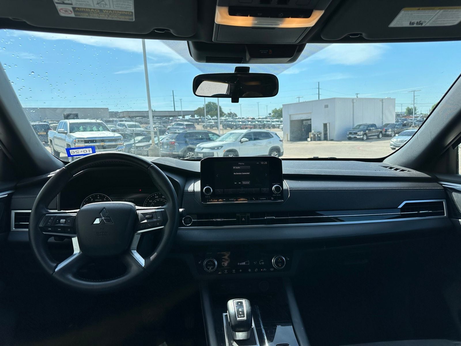 2022 Mitsubishi Outlander Base