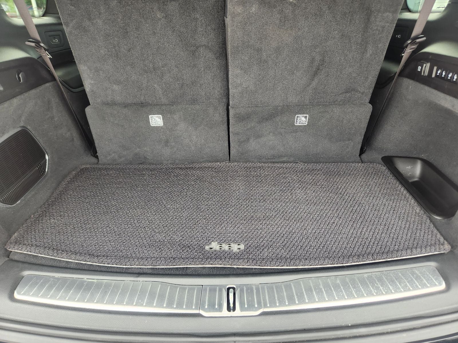 2025 Jeep Grand Cherokee L Summit Reserve 4x4