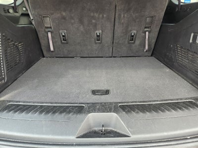 2024 Chevrolet Suburban 4WD LT