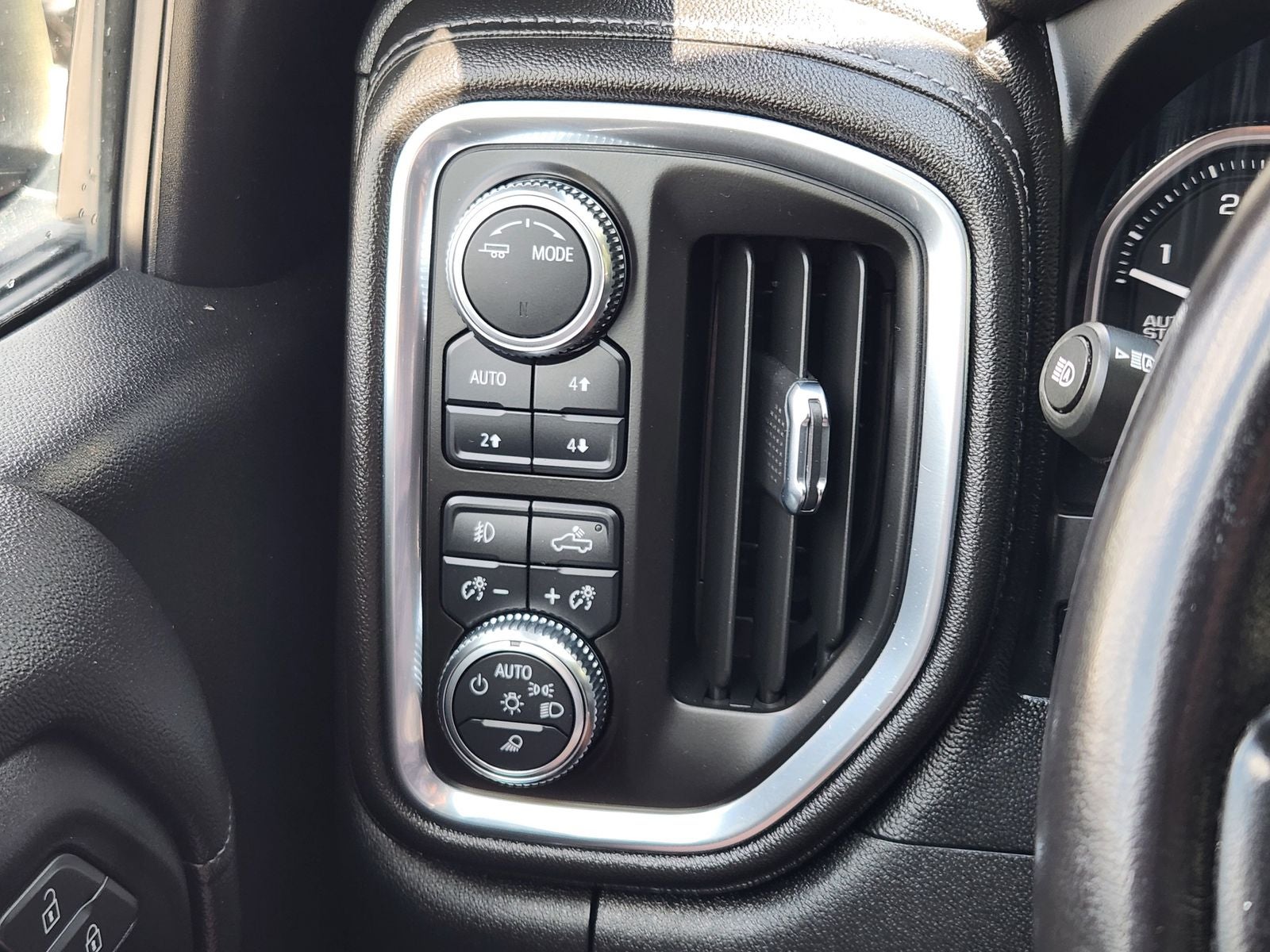 2021 GMC Sierra 1500 4WD Crew Cab Short Box Denali