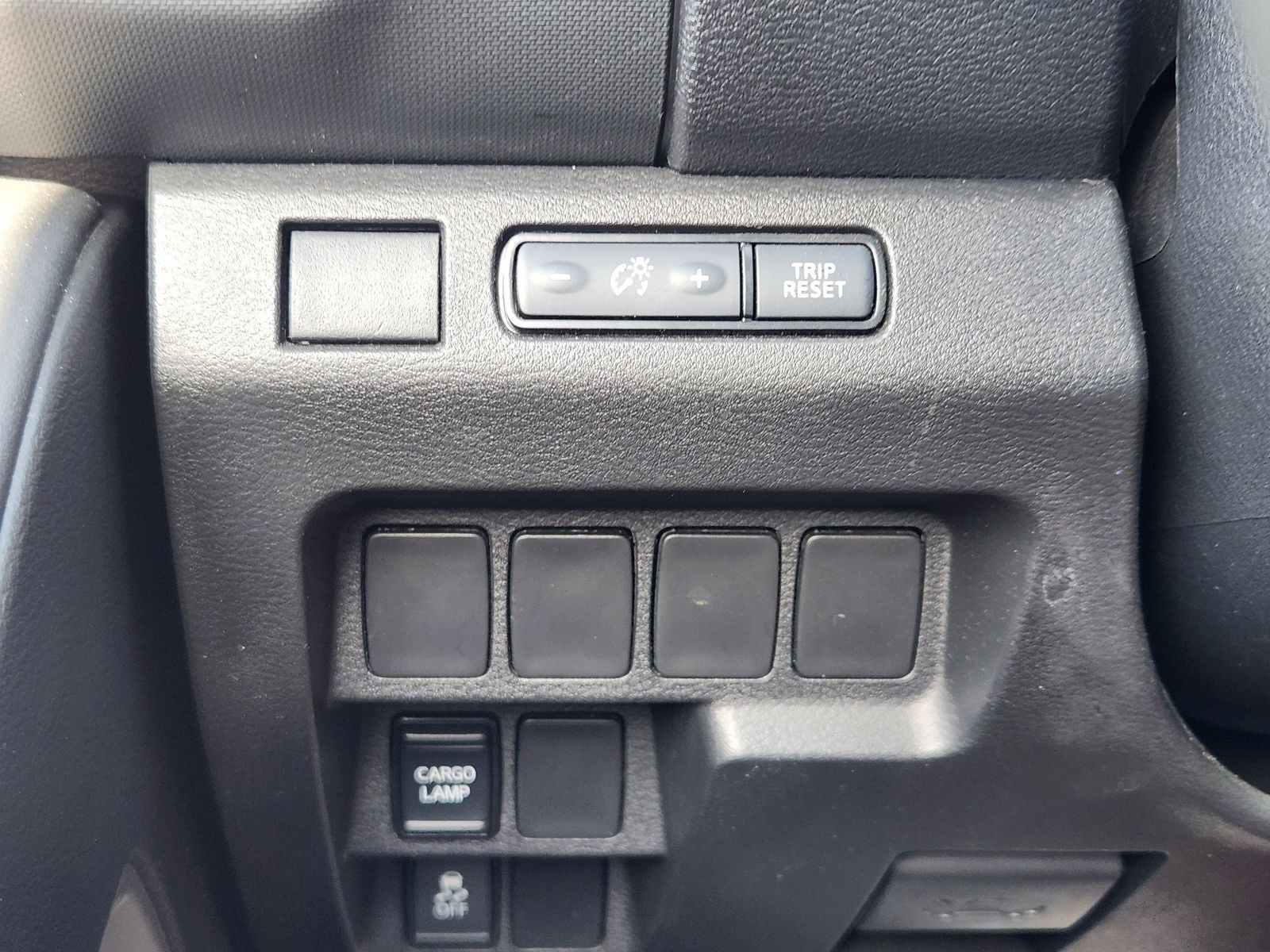 2024 Nissan Frontier Crew Cab SV 4x2