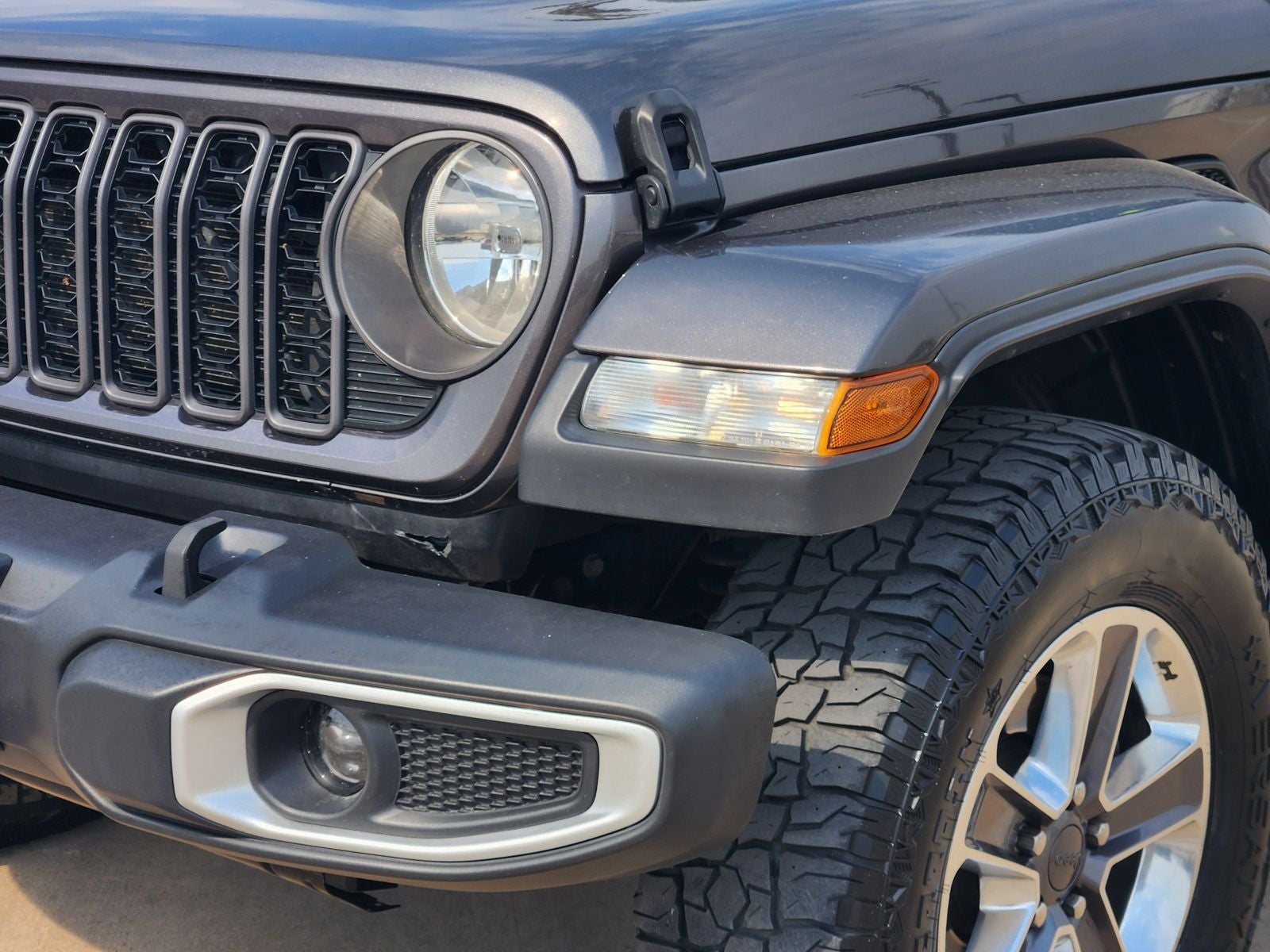 2024 Jeep Gladiator Sport S
