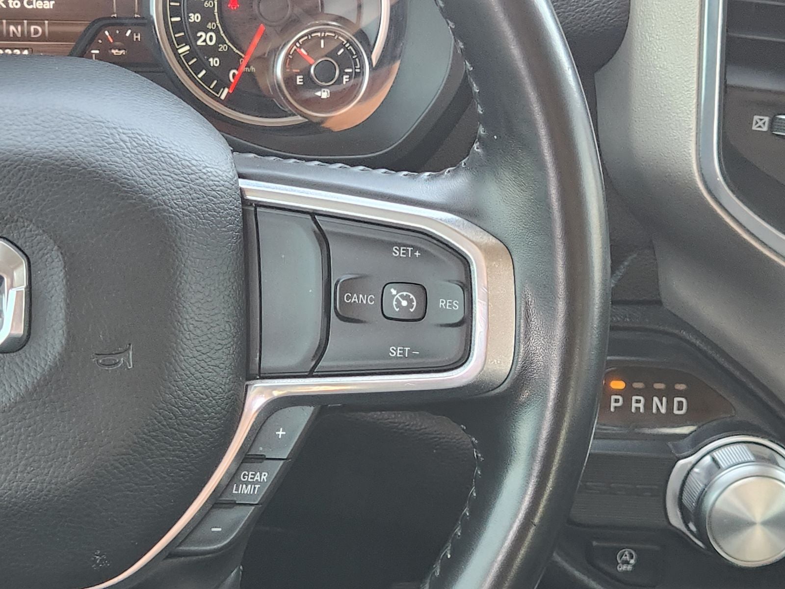 2021 RAM Ram 1500 Laramie Crew Cab 4x2 5'7' Box