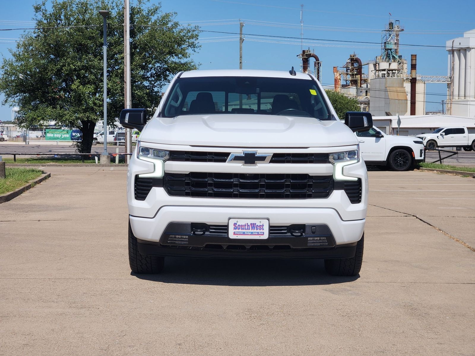 2022 Chevrolet Silverado 1500 4WD Crew Cab Short Bed RST