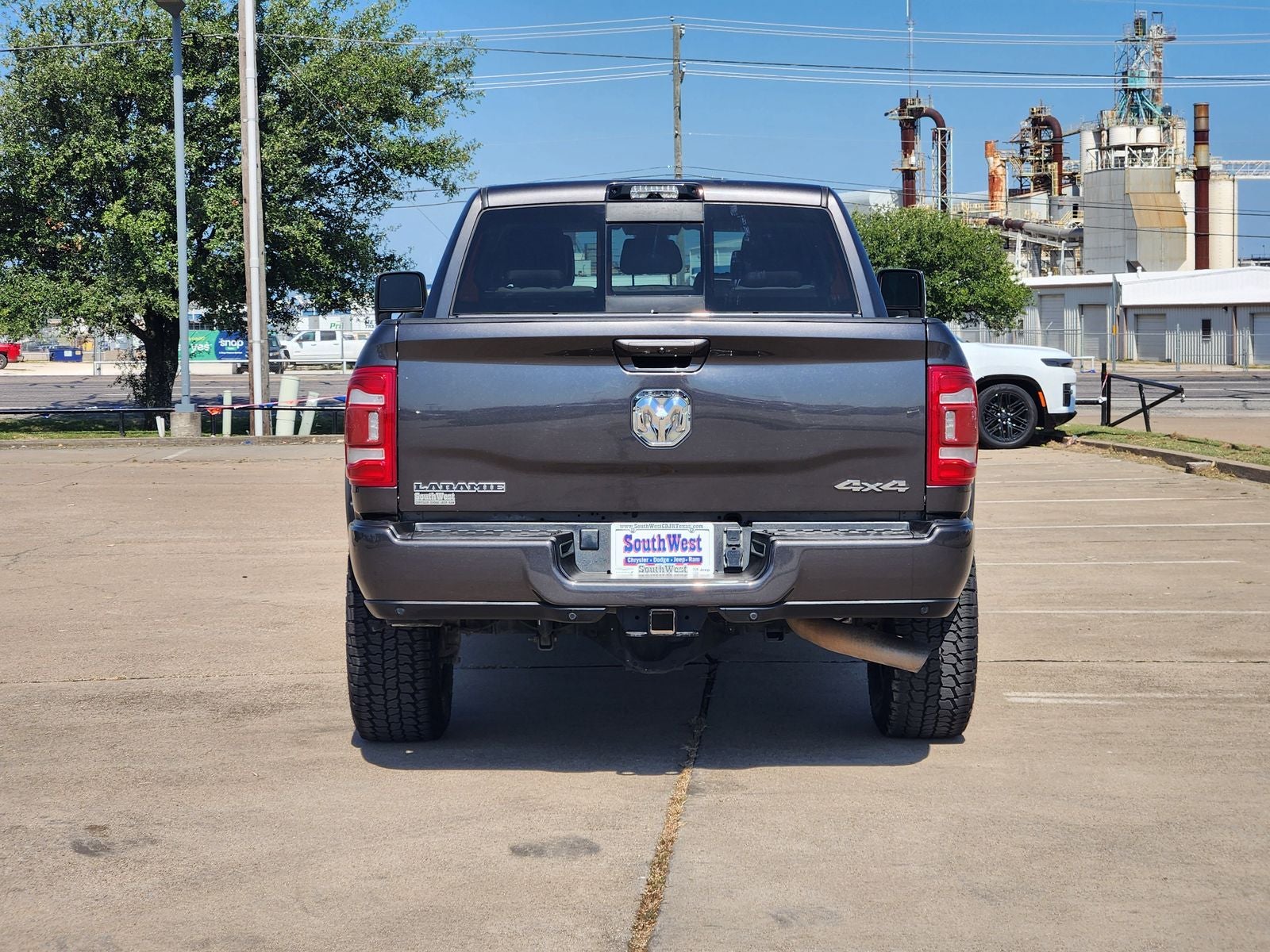2023 RAM Ram 3500 Laramie Mega Cab 4x4 6'4' Box