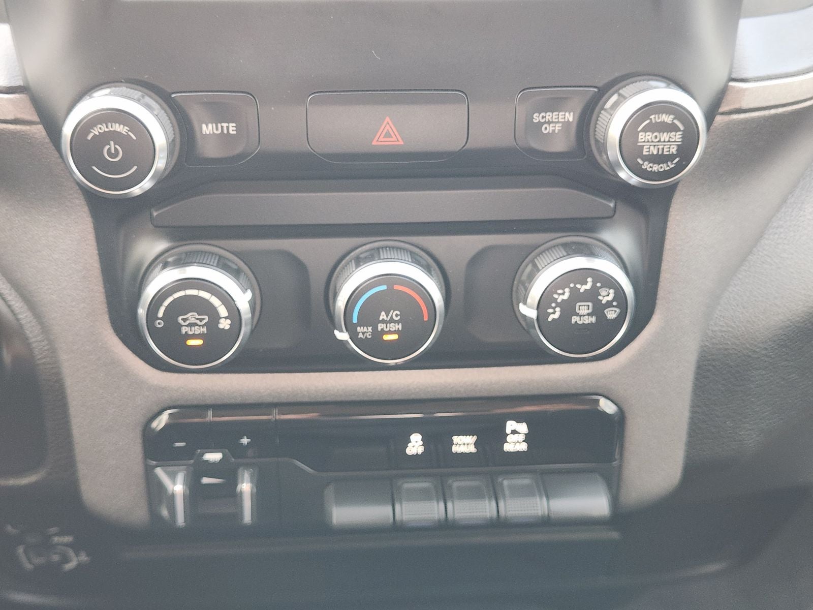 2020 RAM Ram 2500 Tradesman Crew Cab 4x4 6'4' Box