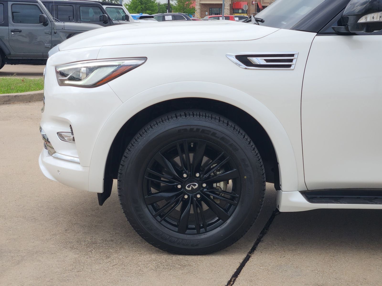 2021 INFINITI QX80 LUXE