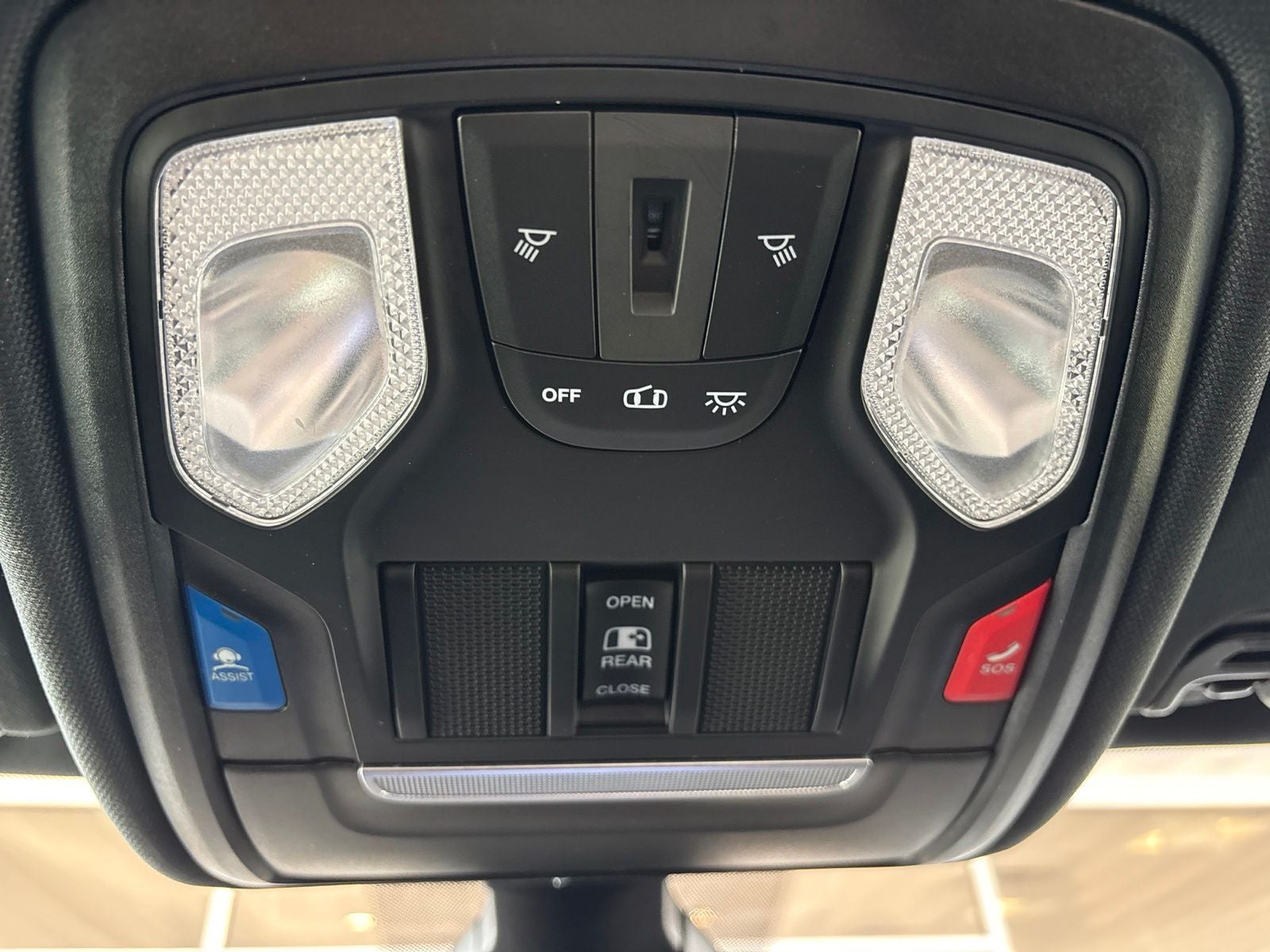 2022 RAM Ram 1500 Lone Star Crew Cab 4x2 5'7' Box