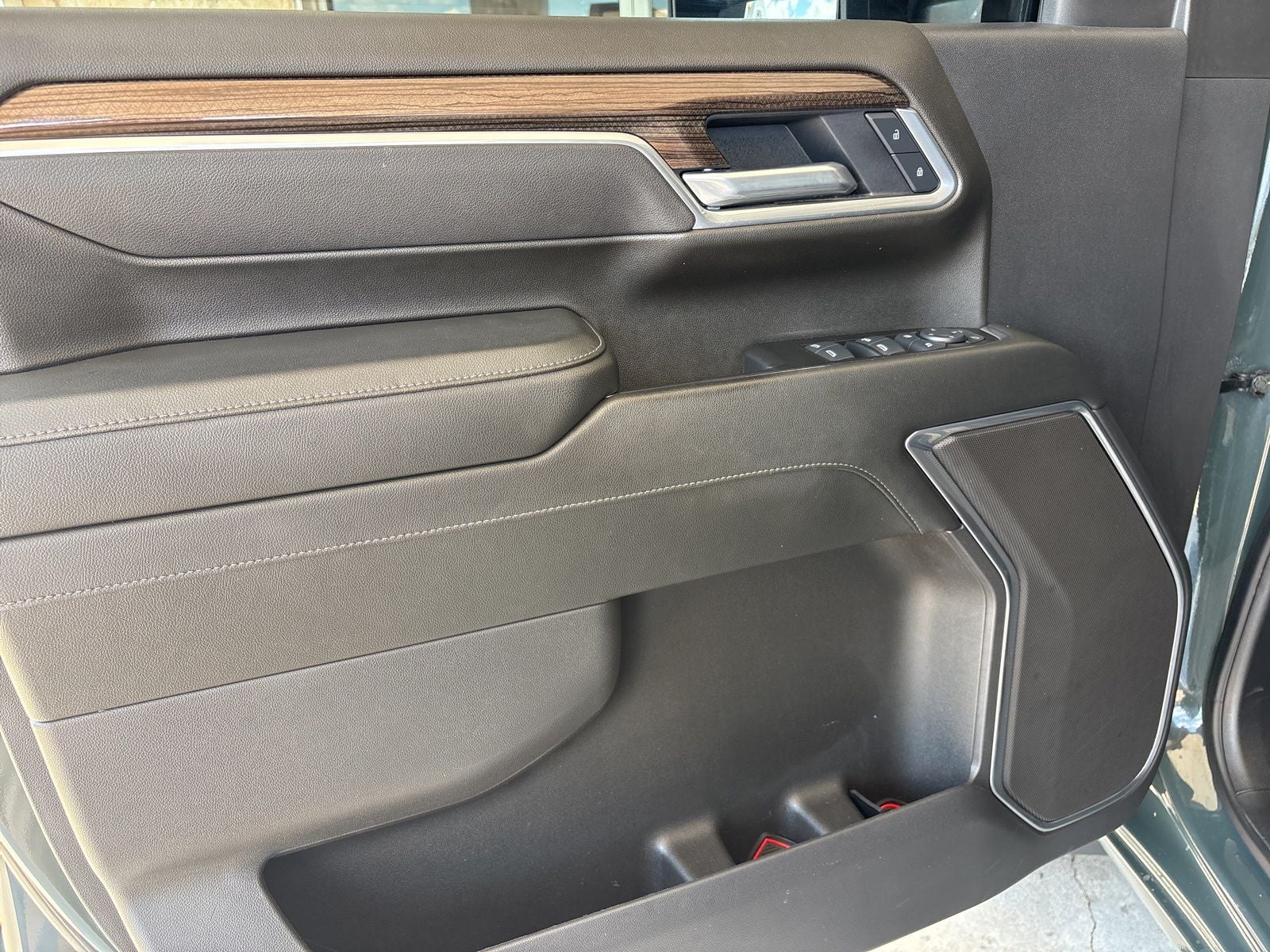 2025 Chevrolet Silverado 2500HD 4WD Crew Cab Standard Bed LT