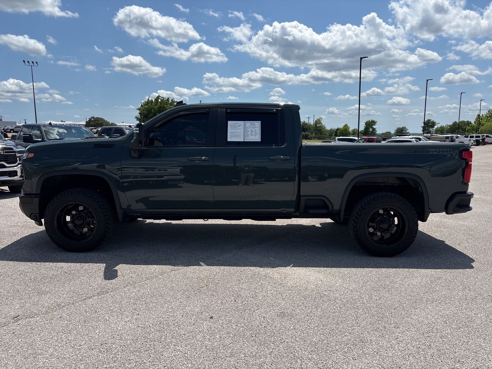 2025 Chevrolet Silverado 2500HD 4WD Crew Cab Standard Bed LT