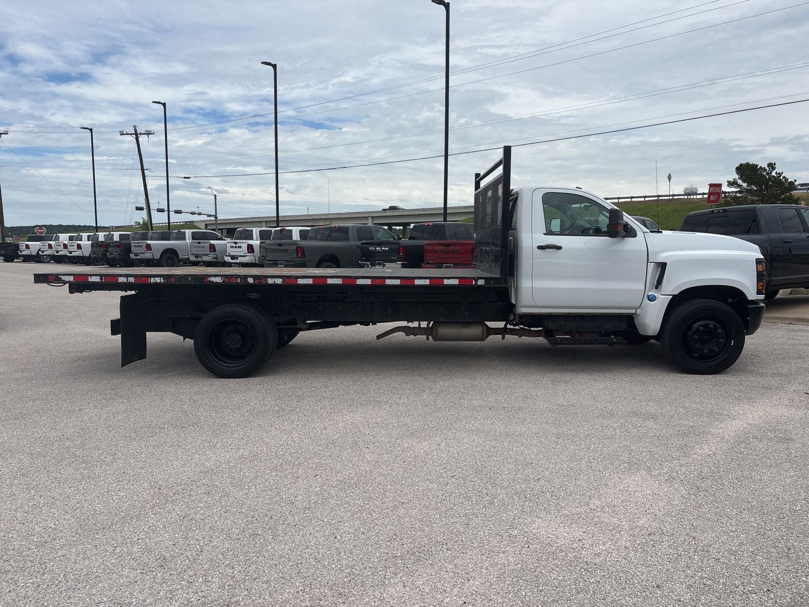 2022 Chevrolet Silverado 4500HD 1WT