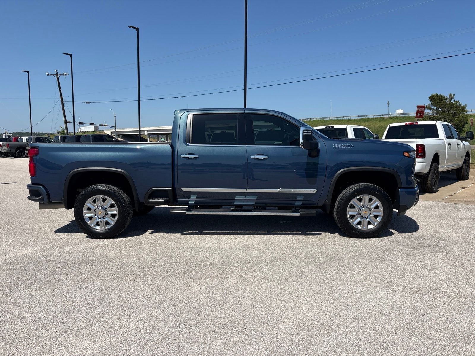 2024 Chevrolet Silverado 2500HD 4WD Crew Cab Standard Bed High Country