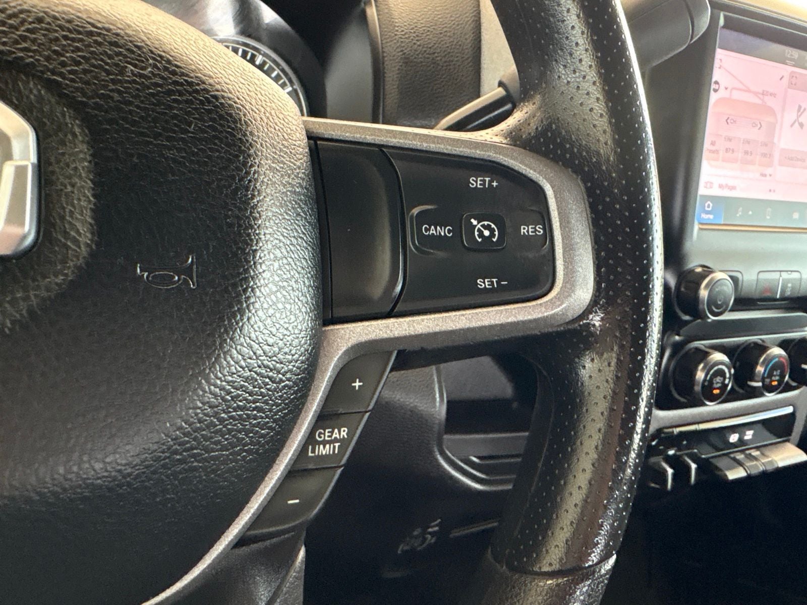 2024 RAM Ram 2500 Tradesman Crew Cab 4x4 6'4' Box