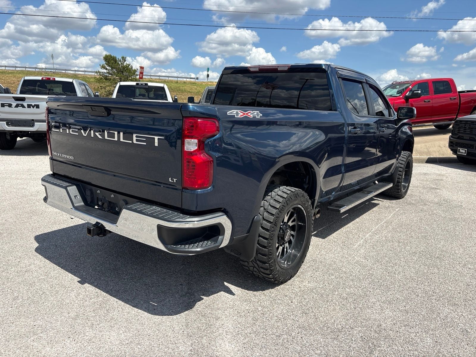 2020 Chevrolet Silverado 1500 4WD Crew Cab Standard Bed LT