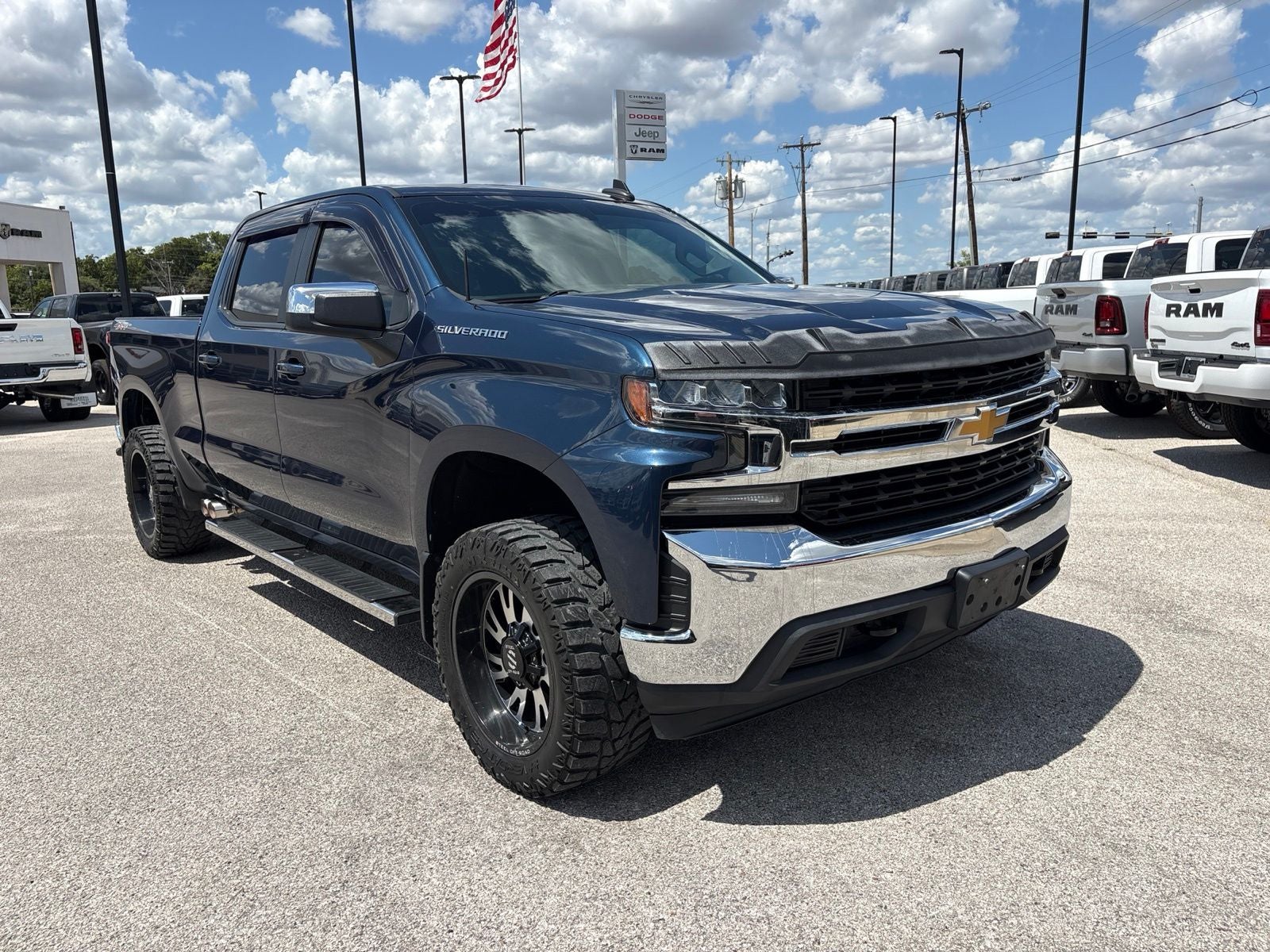 2020 Chevrolet Silverado 1500 4WD Crew Cab Standard Bed LT