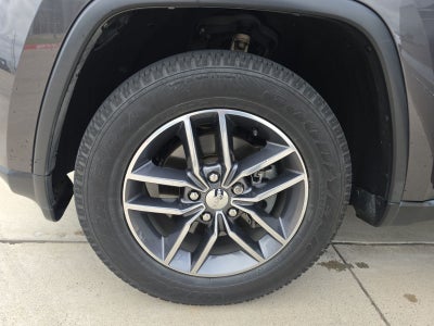 2017 Jeep Grand Cherokee Limited 4x2