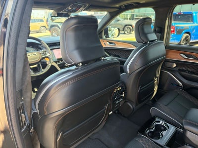 2026 Jeep Grand Cherokee L Summit 4x4