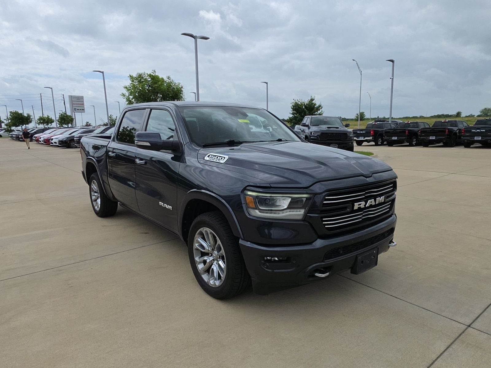 2021 RAM Ram 1500 Laramie Crew Cab 4x2 5'7' Box