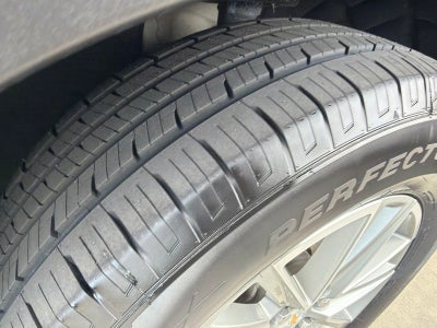 2023 Chevrolet Traverse FWD LT Cloth