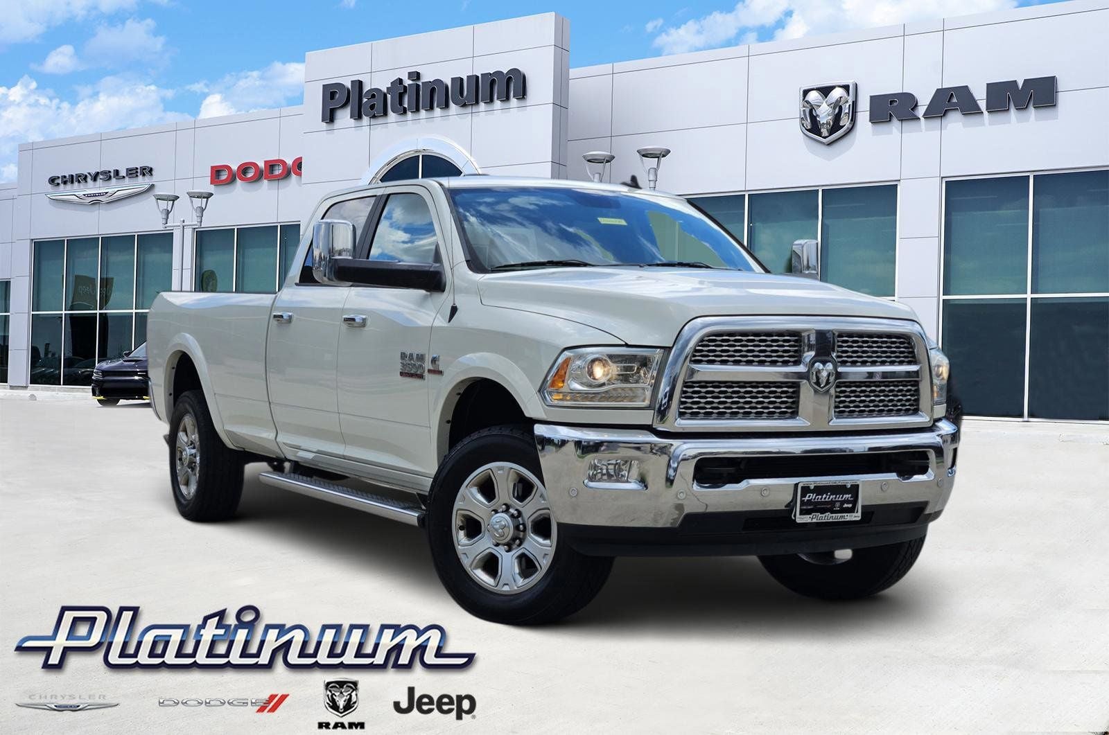 2017 RAM Ram 3500 Laramie Crew Cab 4x4 8' Box