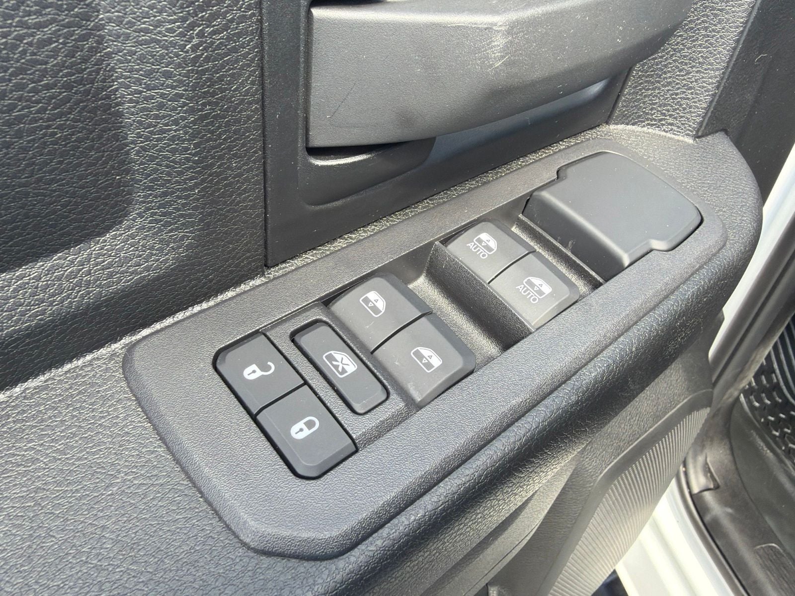 2025 RAM Ram 2500 Tradesman Crew Cab 4x2 6'4' Box