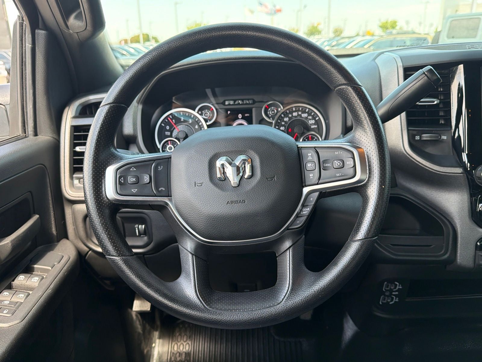 2025 RAM Ram 2500 Tradesman Crew Cab 4x2 6'4' Box