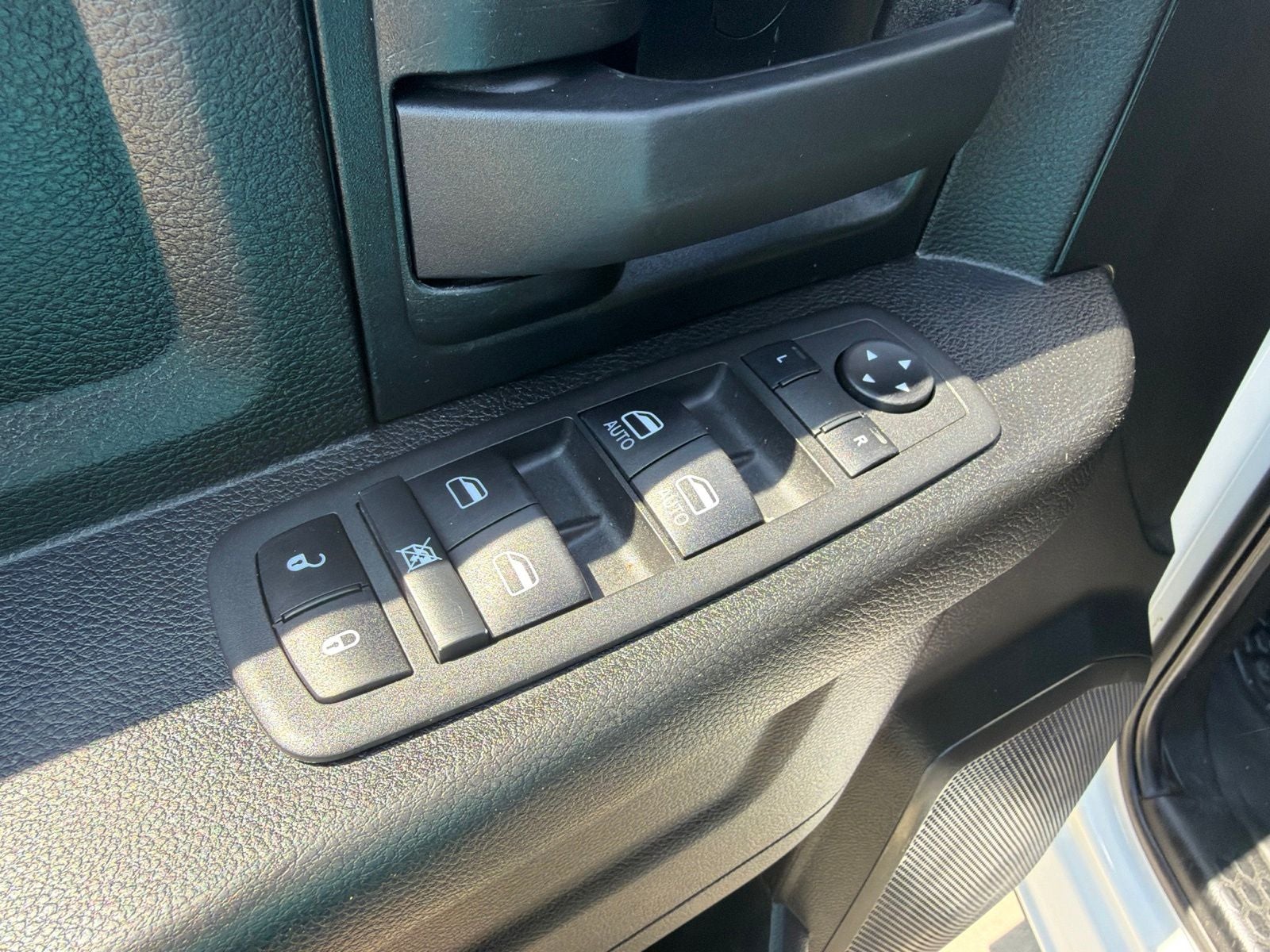 2022 RAM Ram 2500 Tradesman Crew Cab 4x4 6'4' Box