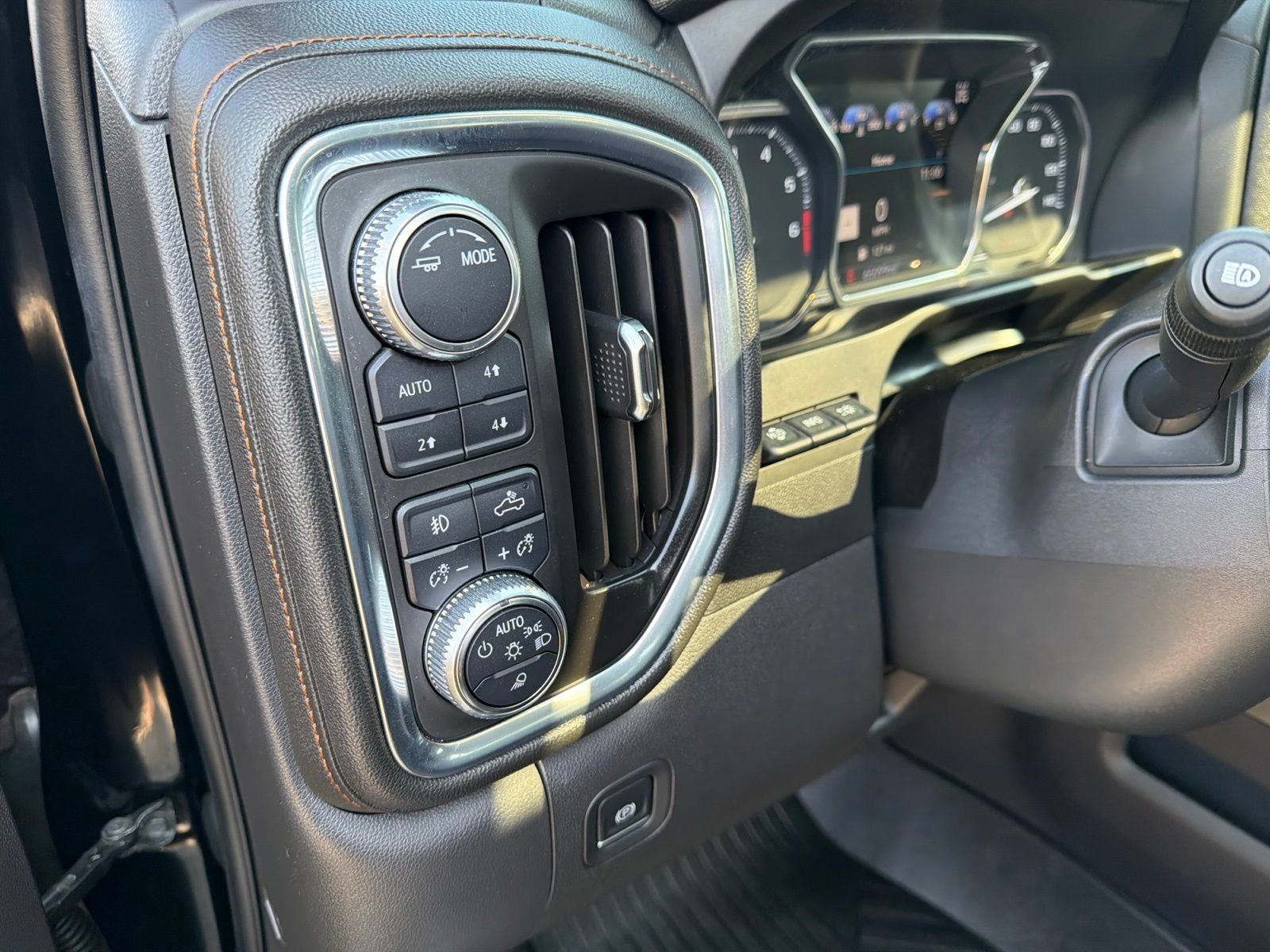 2020 GMC Sierra 1500 4WD Crew Cab Short Box AT4
