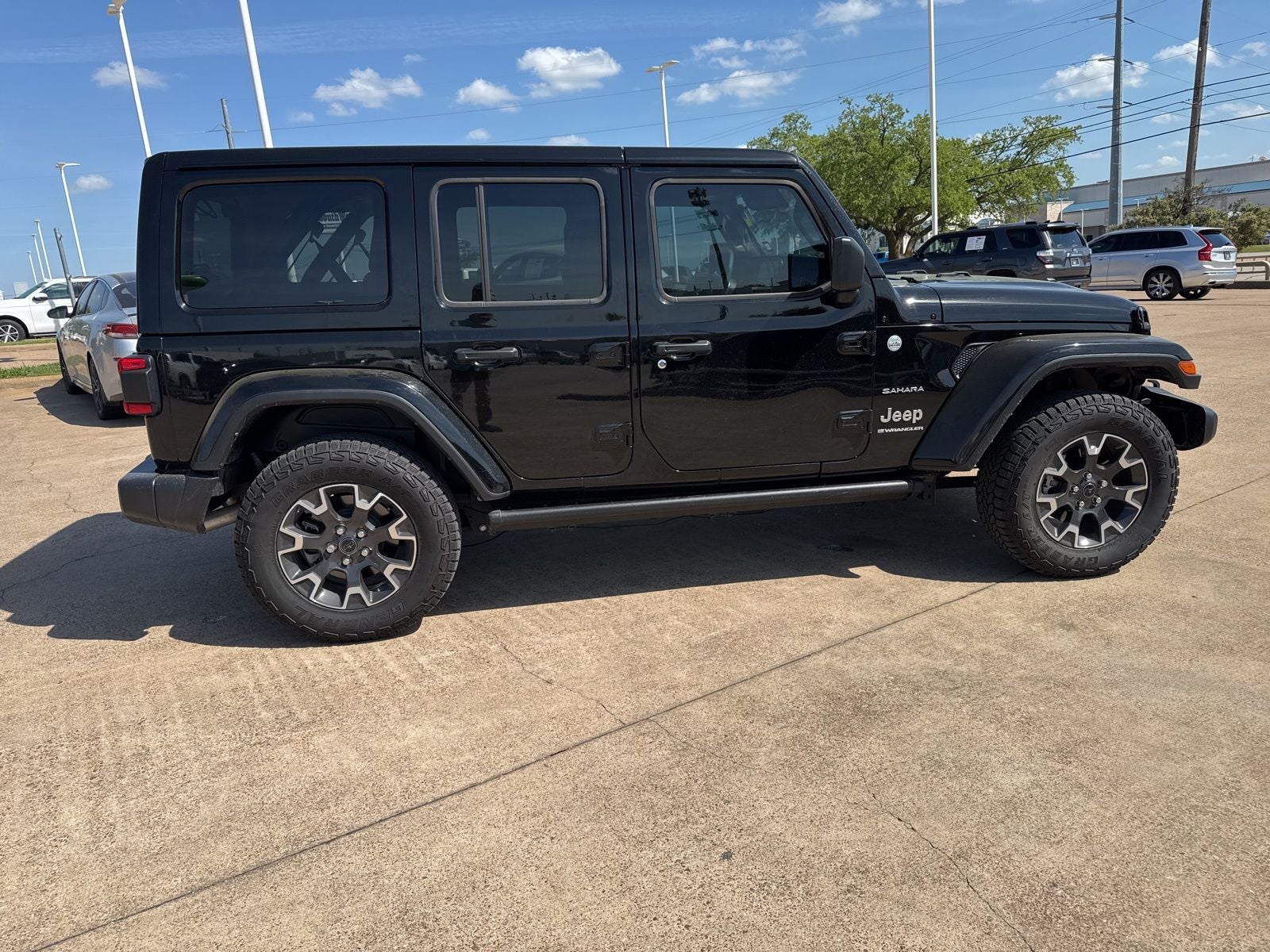 2024 Jeep Wrangler Sahara
