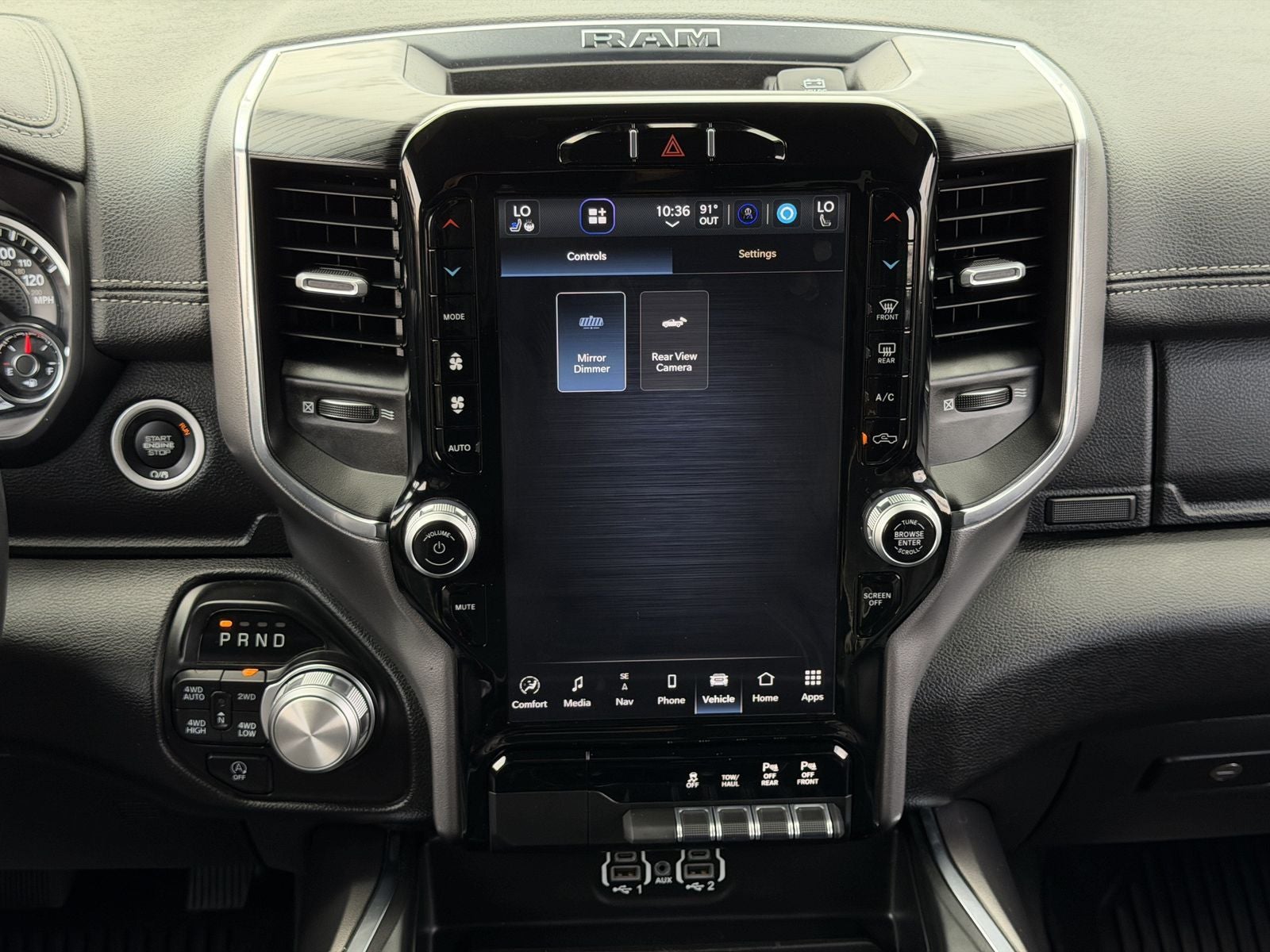 2024 RAM 1500 Laramie