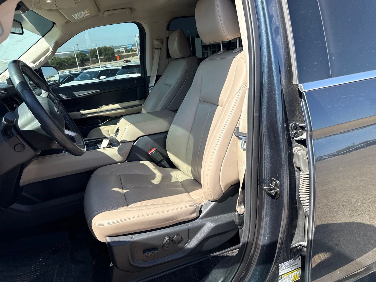 2022 Ford Expedition XLT