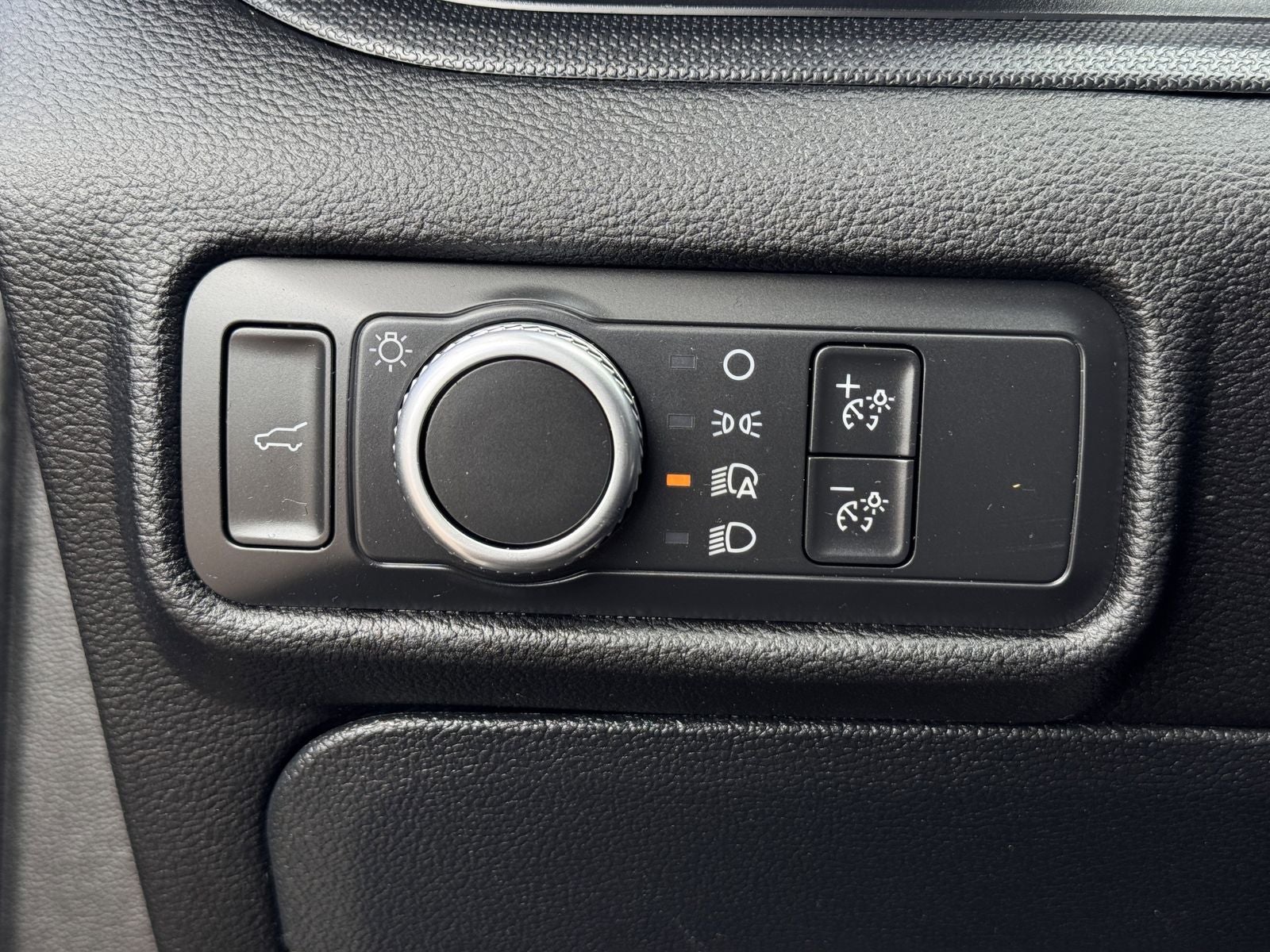 2021 Ford Explorer Base