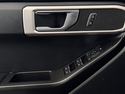 2021 Ford Explorer Base