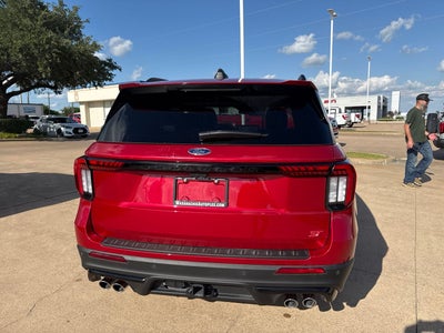 2025 Ford Explorer ST