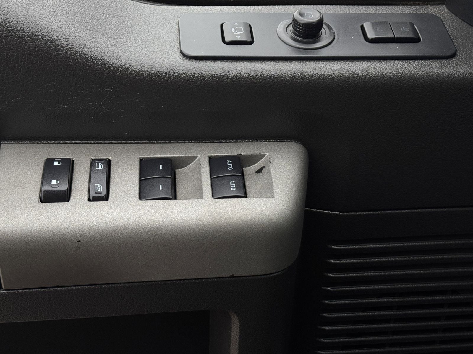 2014 Ford F-250SD F-250® Lariat®