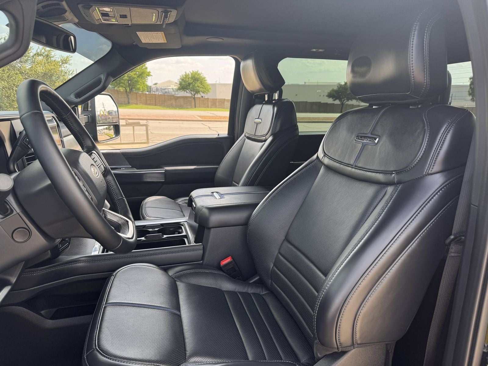 2025 Ford F-250SD Platinum