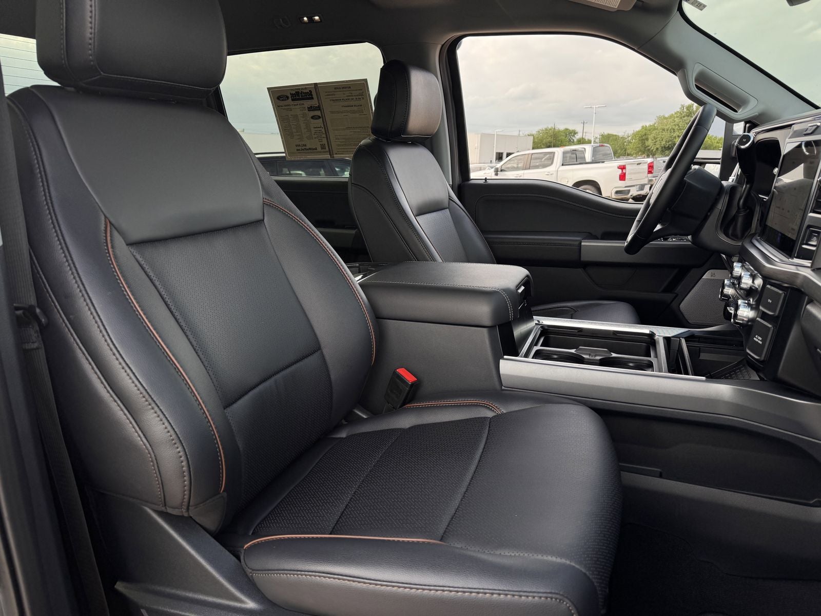 2025 Ford F-250SD F-250® Lariat®