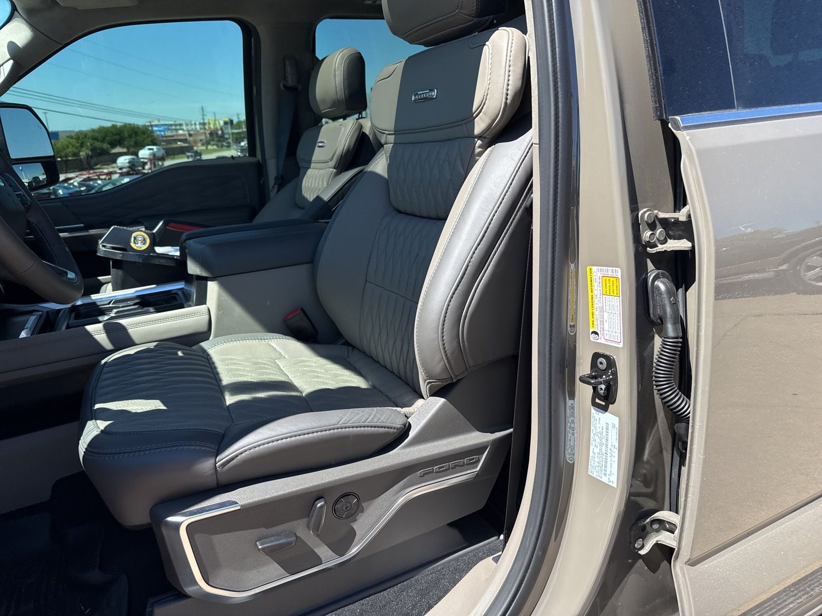 2026 Ford F-350SD Platinum