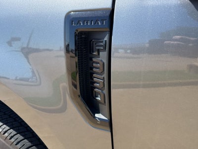 2022 Ford F-350SD Lariat