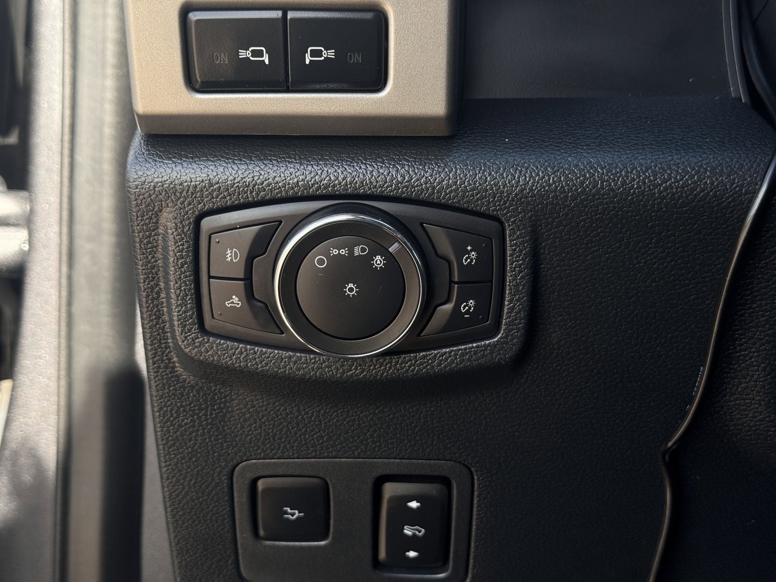 2022 Ford F-350SD Lariat