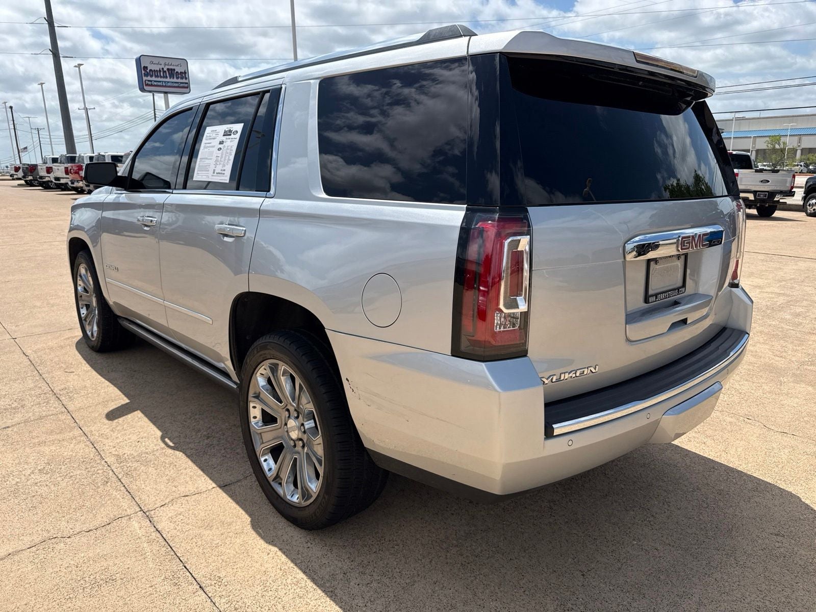 2016 GMC Yukon Denali