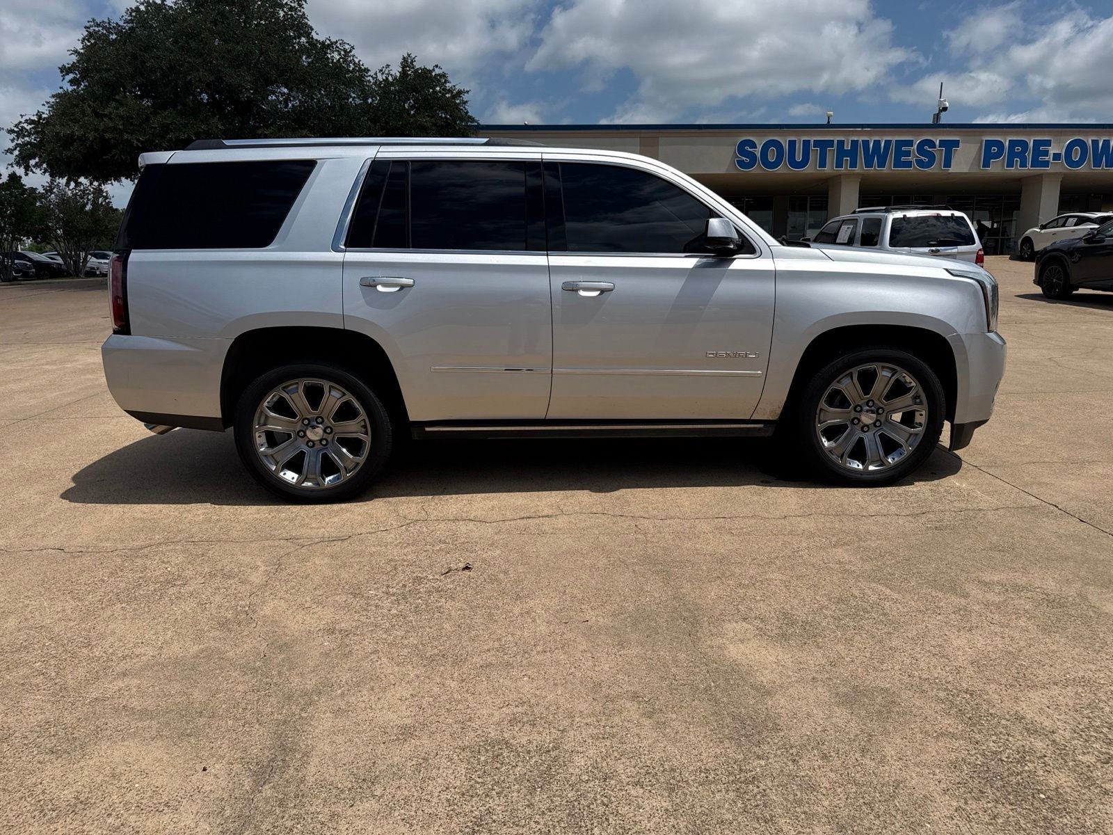 2016 GMC Yukon Denali
