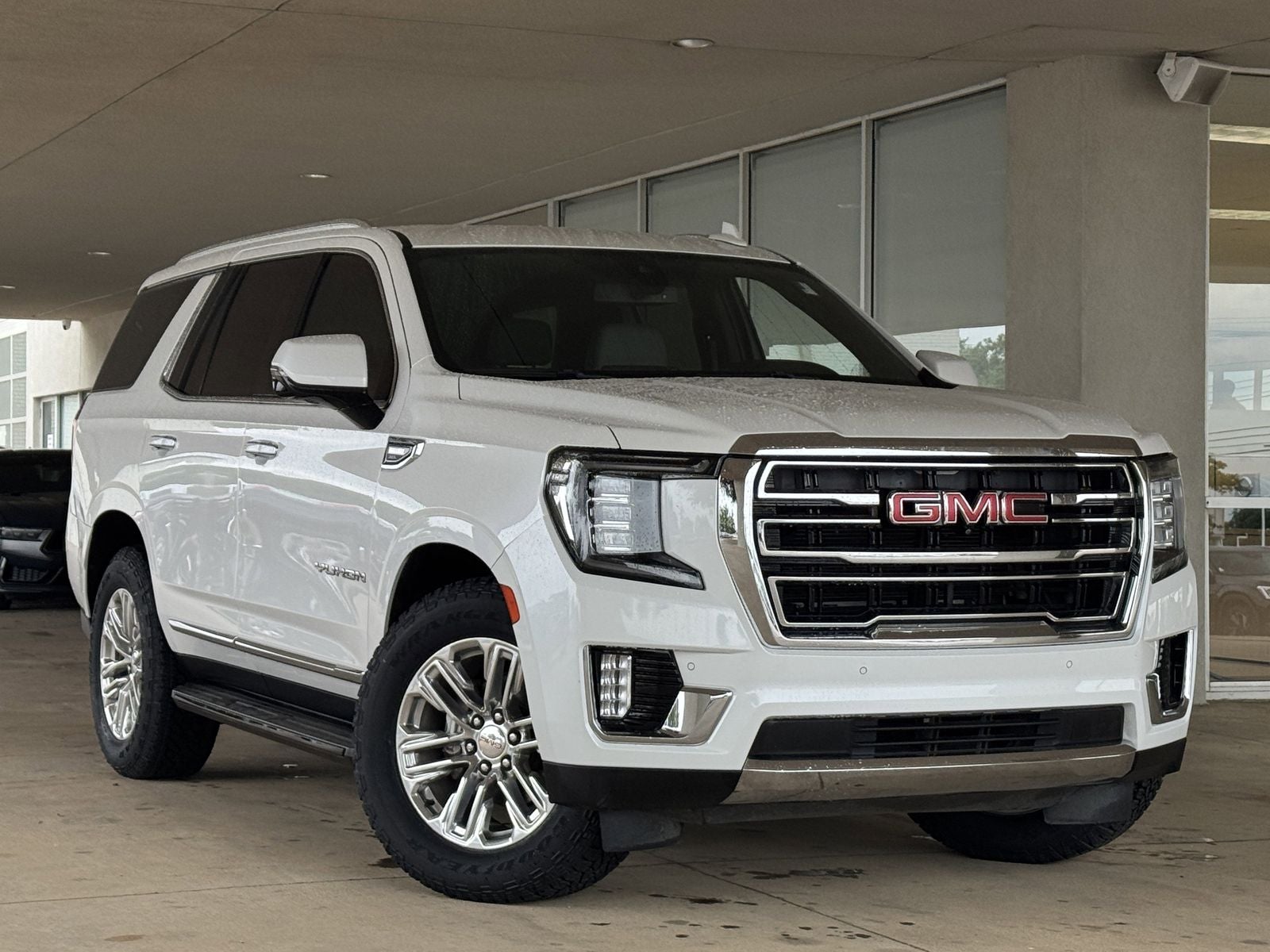 2022 GMC Yukon SLT